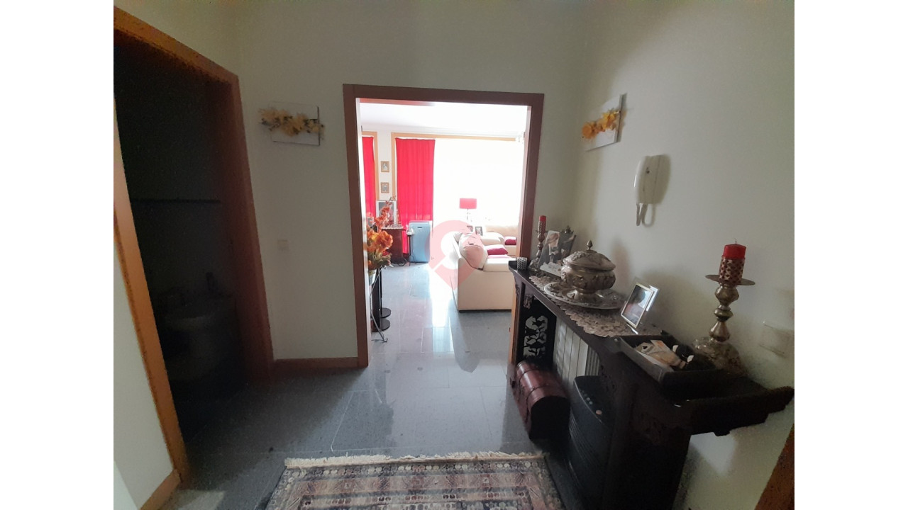 Moradia T3 para Venda em Vilar de Mouros Foto 11