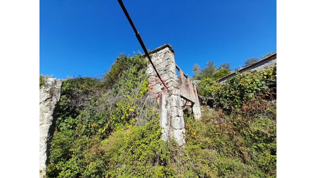 Moradia T2 para Venda em Merufe Foto 4