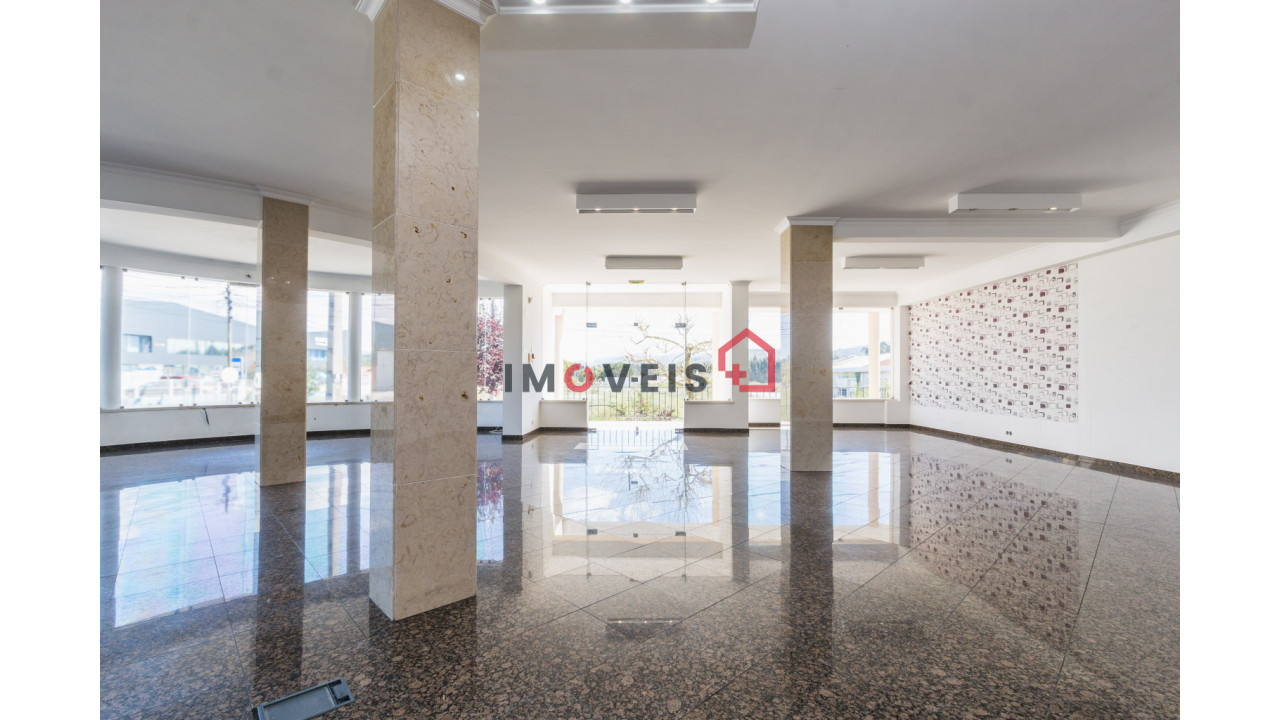 Loja para Venda em Calvaria de Cima Foto 6