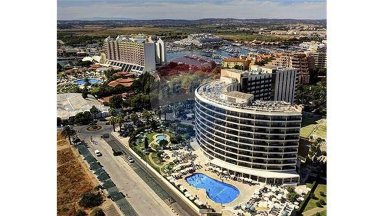 Apartamento T1 para Venda em Quarteira