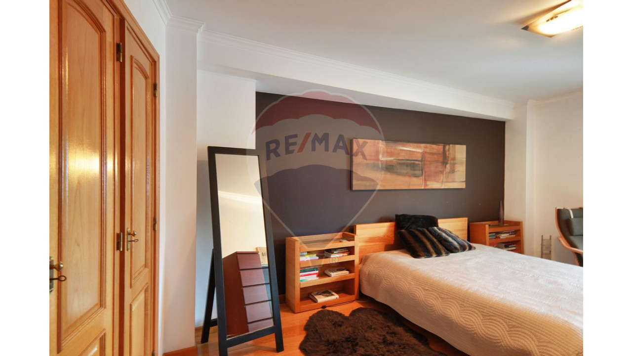 Apartamento T3 para Venda em Lumiar Foto 12