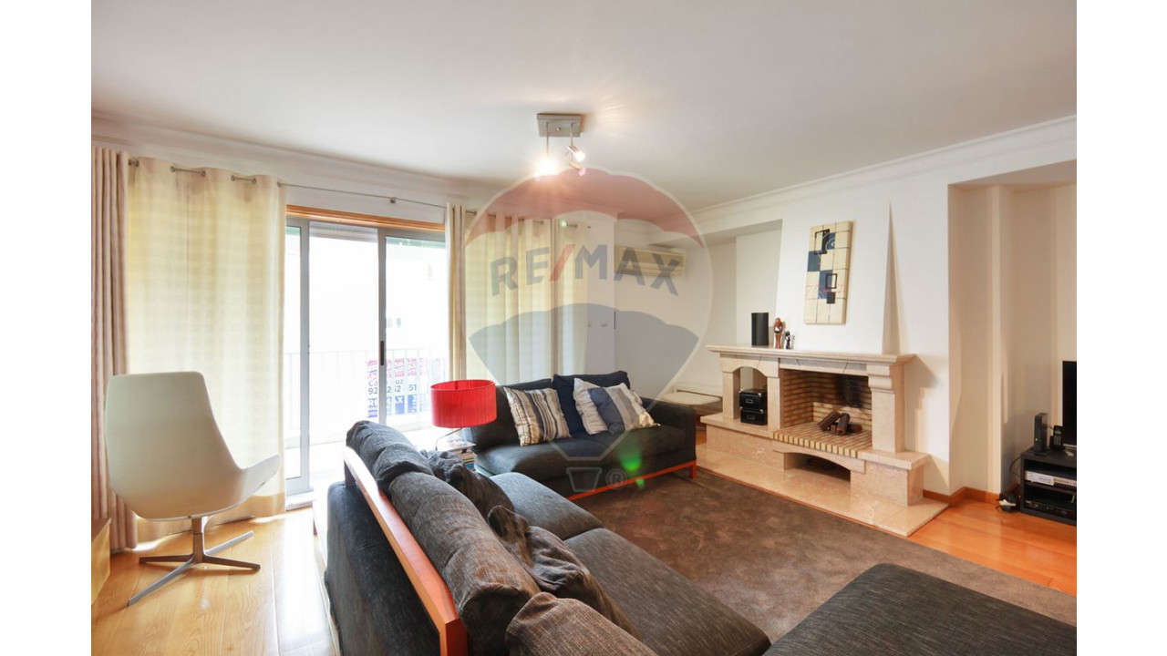 Apartamento T3 para Venda em Lumiar Foto 2