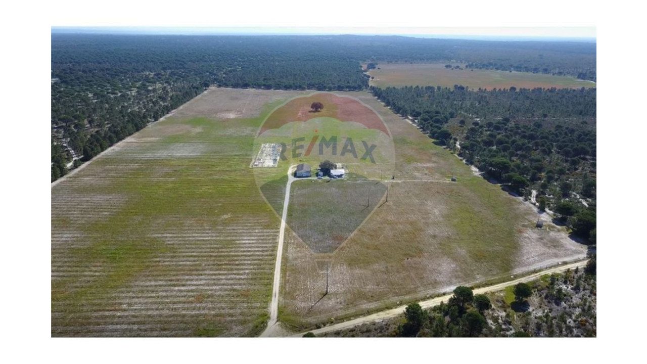Terreno P/ Prédio para Venda em Grândola e Santa Margarida da Serra Foto 1