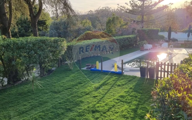 Quinta T5 para Venda em Charneca de Caparica e Sobreda Foto 3