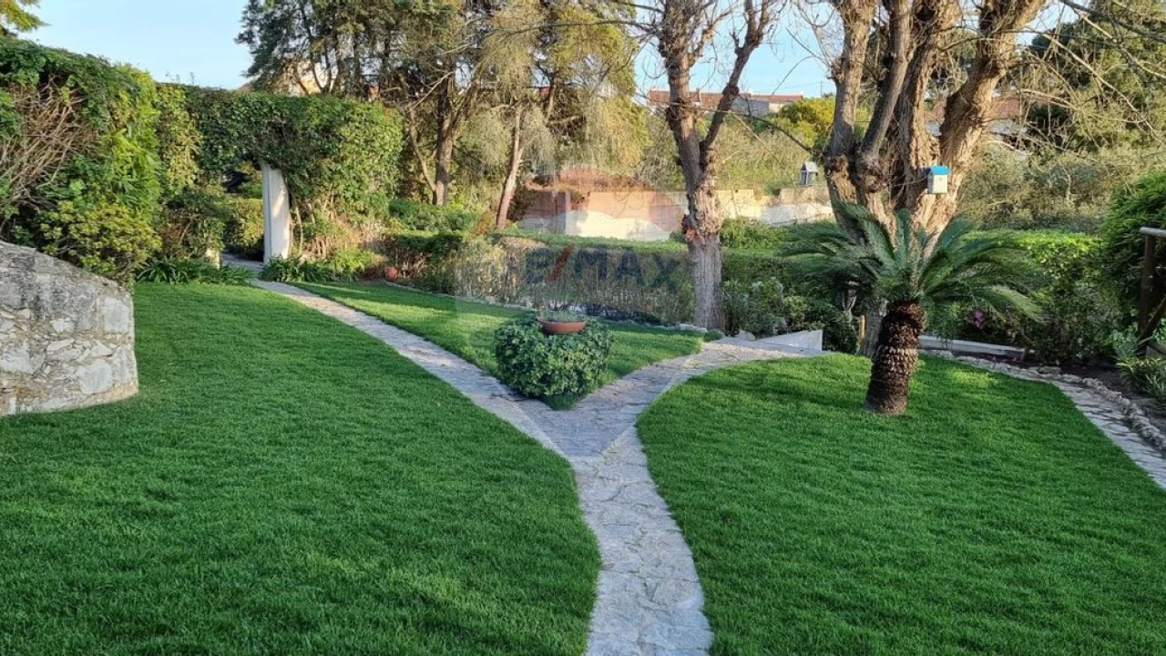 Quinta T5 para Venda em Charneca de Caparica e Sobreda Foto 13