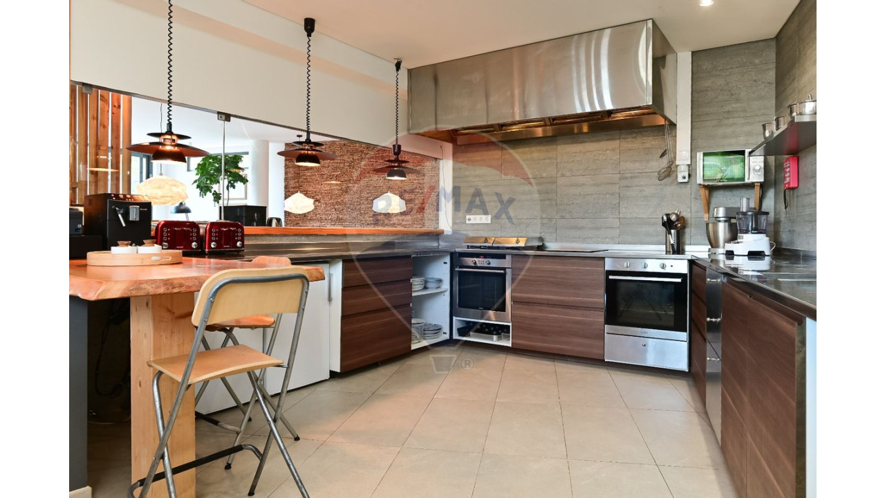 Moradia T8 para Venda em Carvoeira Foto 14