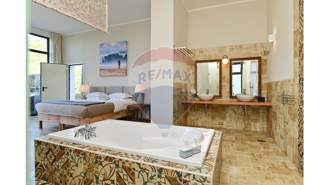 Moradia T8 para Venda em Carvoeira Foto 17