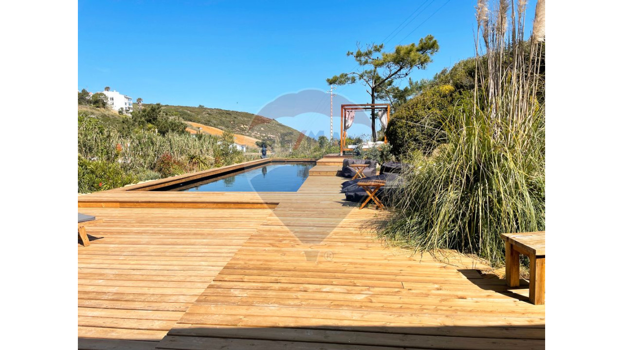 Moradia T8 para Venda em Carvoeira Foto 5