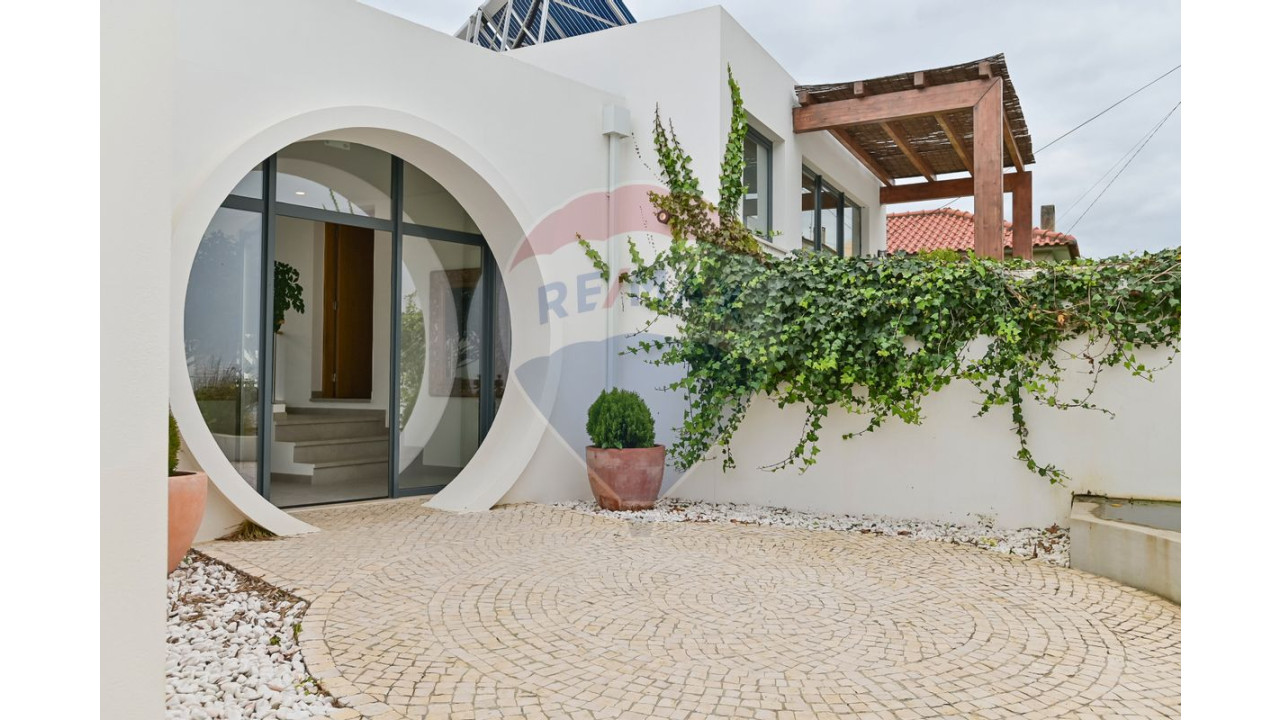 Moradia T8 para Venda em Carvoeira Foto 40