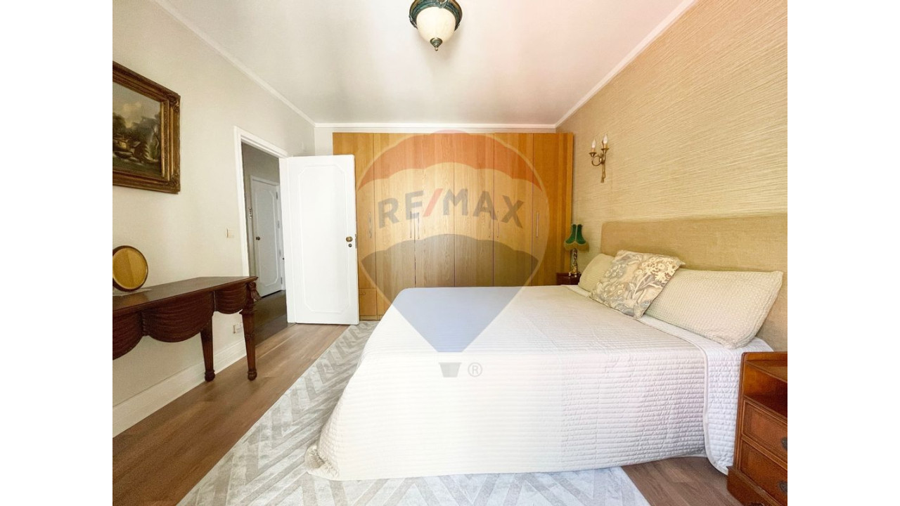 Moradia T7 para Venda em Estrela Foto 16
