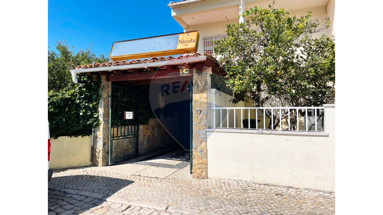 Negócio para Arrendamento em Alcabideche