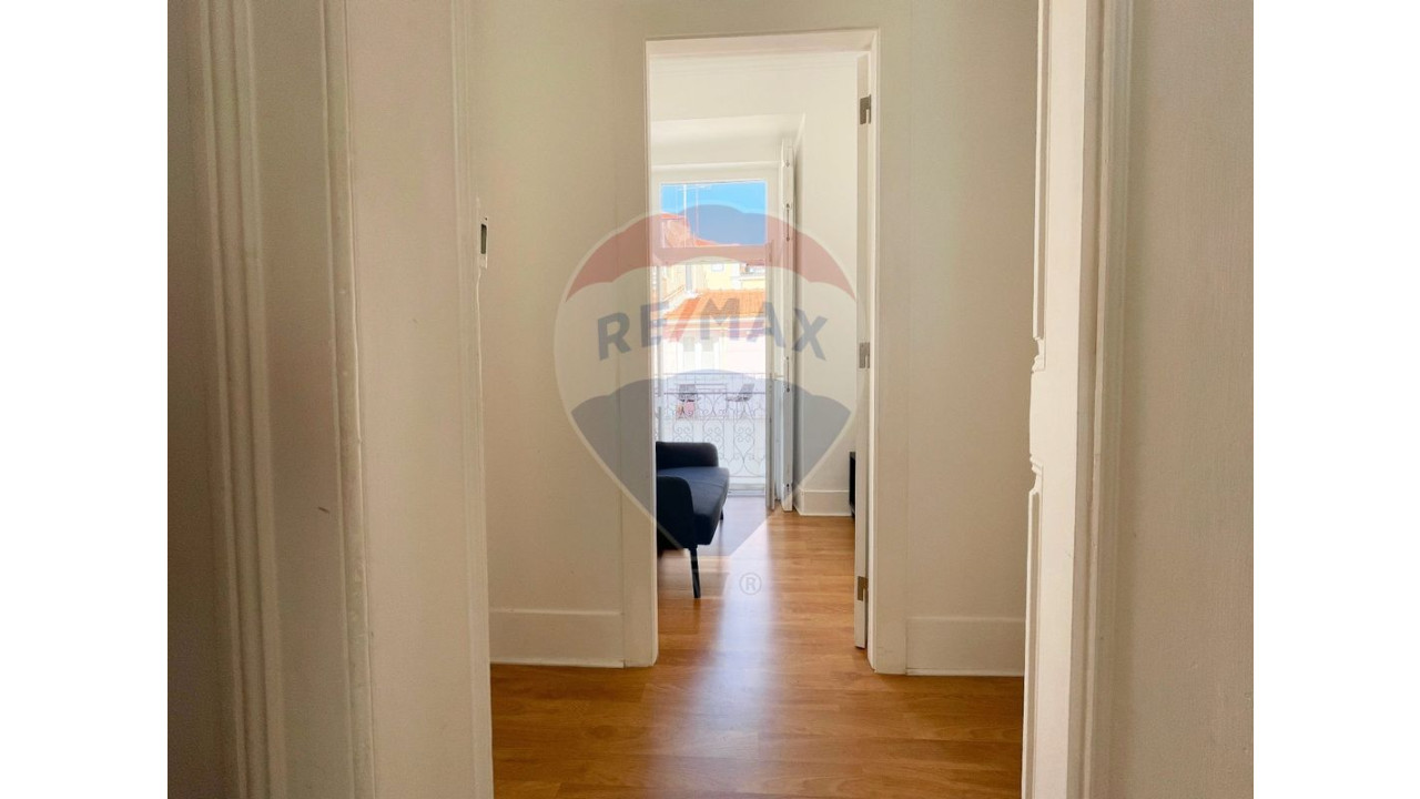 Apartamento T3 para Venda em Misericórdia Foto 5
