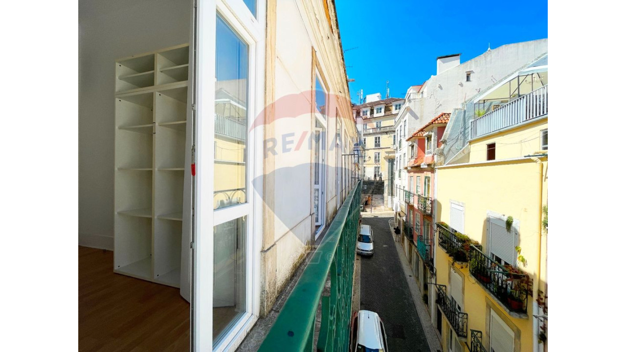 Apartamento T3 para Venda em Misericórdia Foto 2