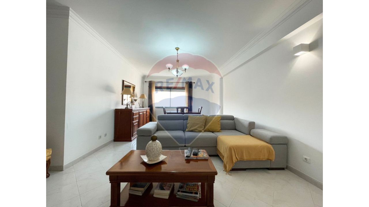 Apartamento T3 para Venda em Santa Maria e São Miguel, São Martinho, São Pedro Penaferrim Foto 3