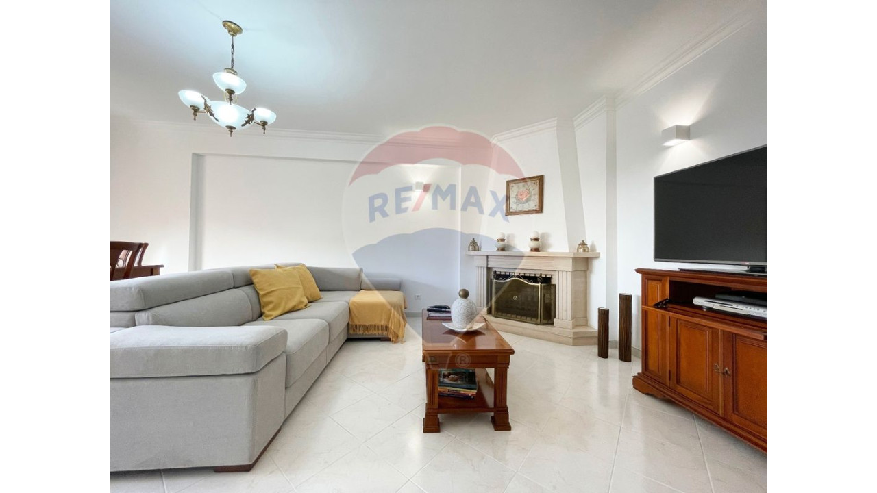 Apartamento T3 para Venda em Santa Maria e São Miguel, São Martinho, São Pedro Penaferrim Foto 2