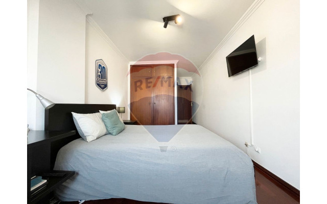 Apartamento T3 para Venda em Santa Maria e São Miguel, São Martinho, São Pedro Penaferrim