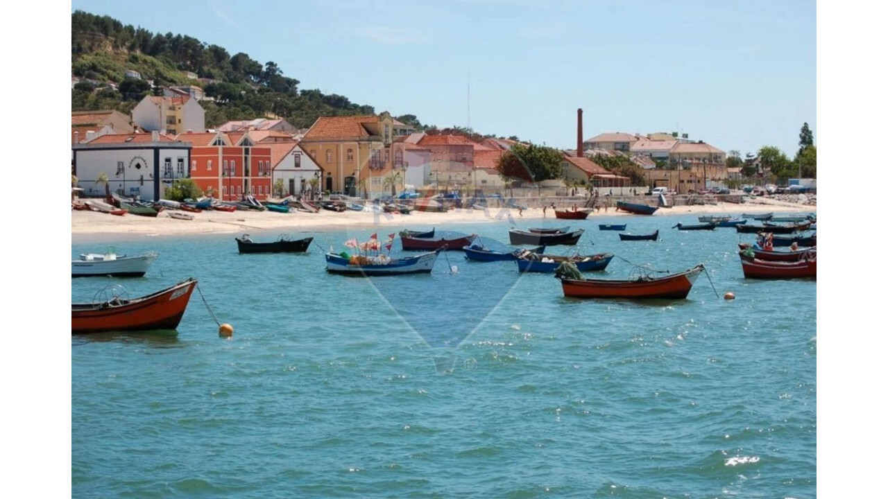 Prédio para Venda em Caparica e Trafaria Foto 8