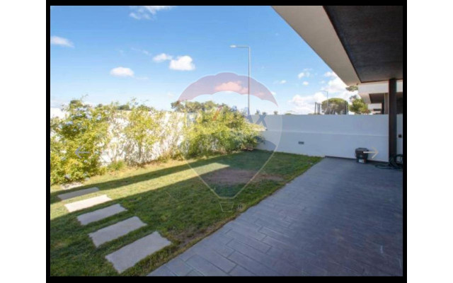 Moradia T4 para Venda em Azeitão (São Lourenço e São Simão)