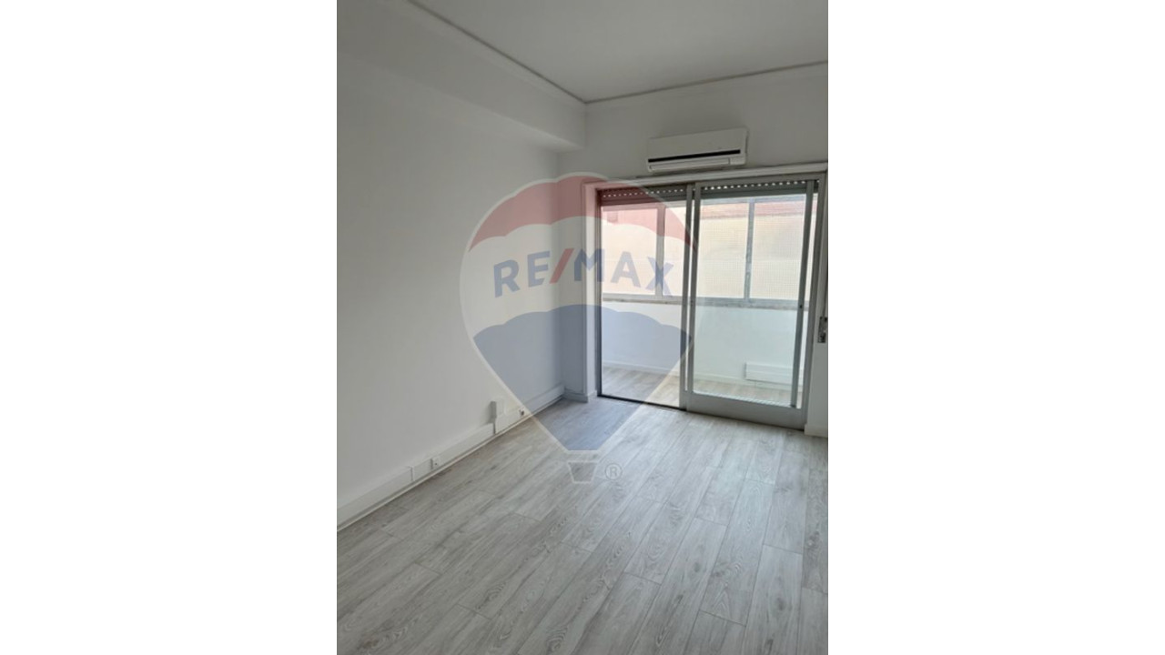 Escritório para Arrendamento em Avenidas Novas Foto 6