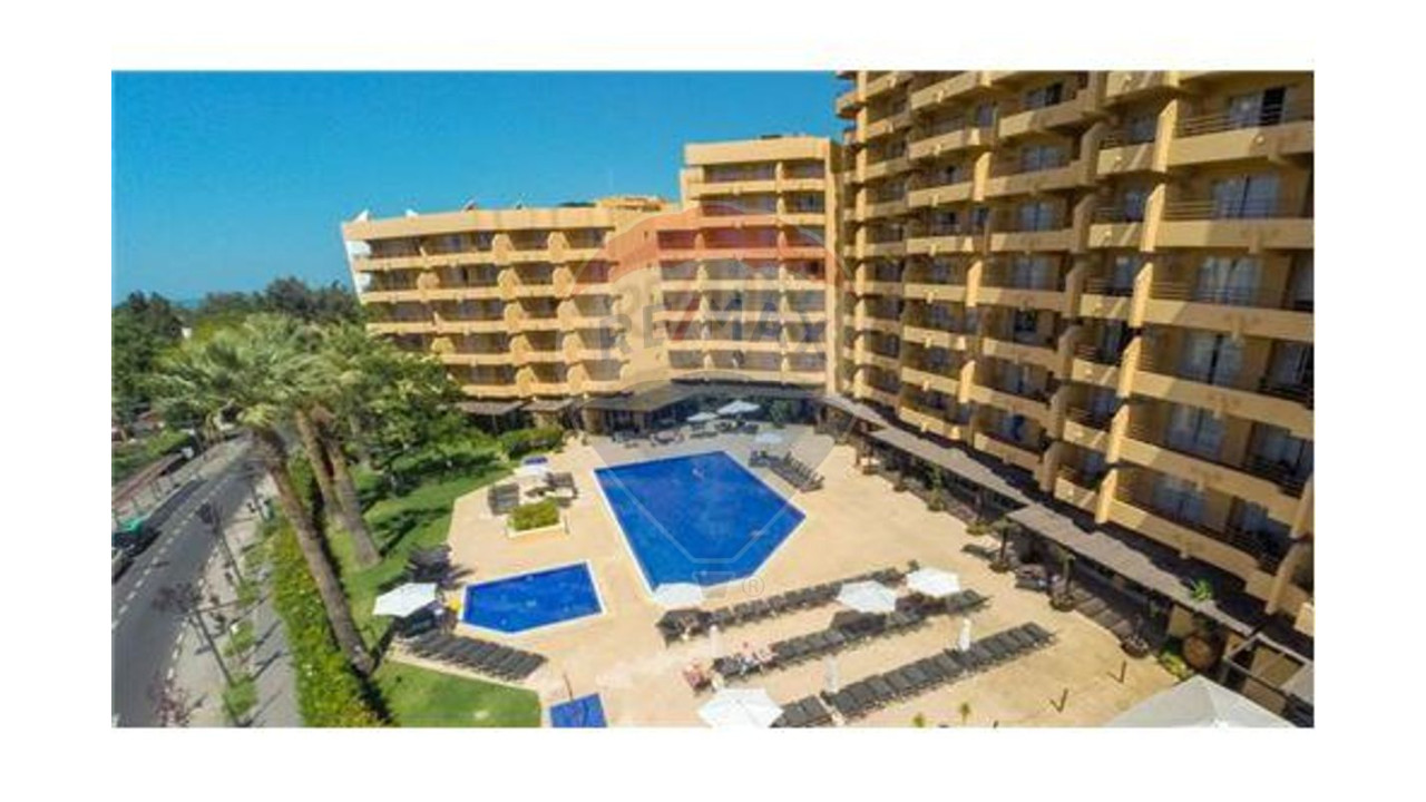 Apartamento T1 para Venda em Quarteira Foto 8