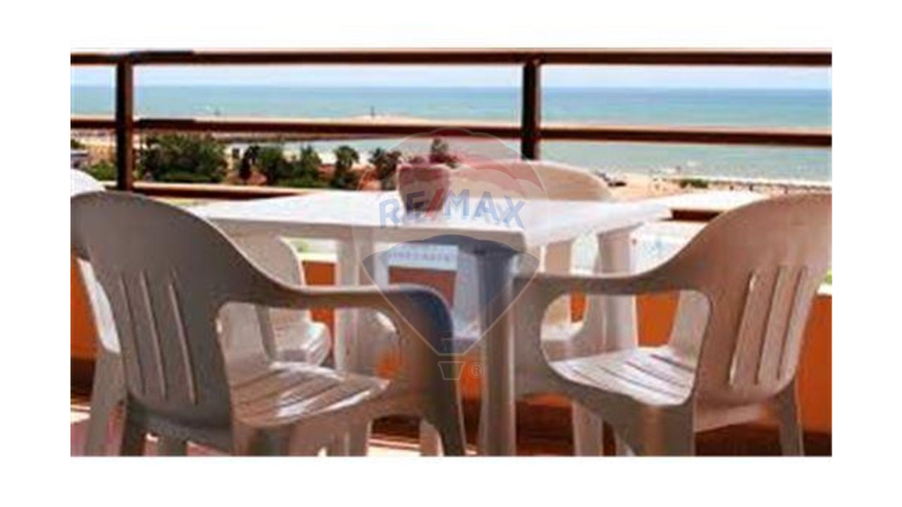 Apartamento T1 para Venda em Quarteira Foto 2