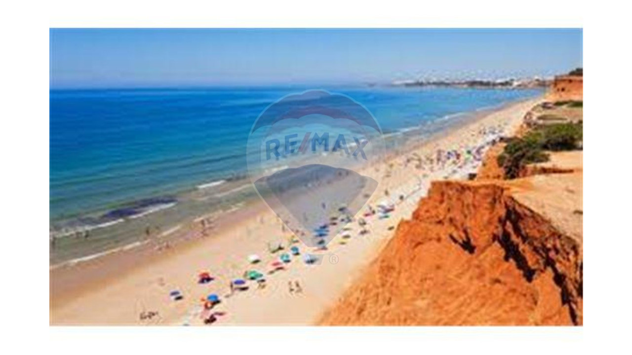 Apartamento T1 para Venda em Quarteira Foto 7