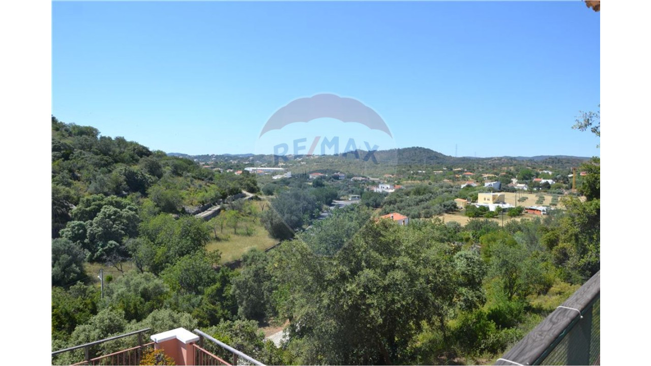 Moradia T5 para Venda em São Brás de Alportel Foto 6