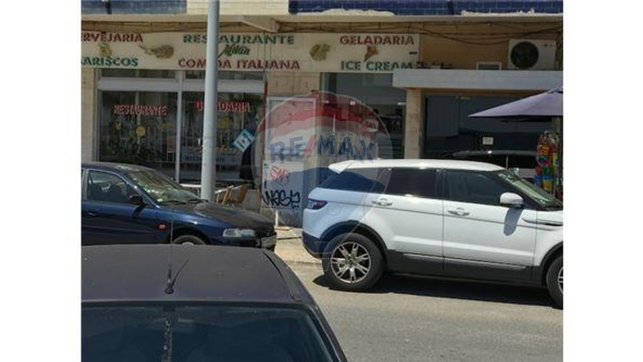 Loja para Venda em Quarteira Foto 4