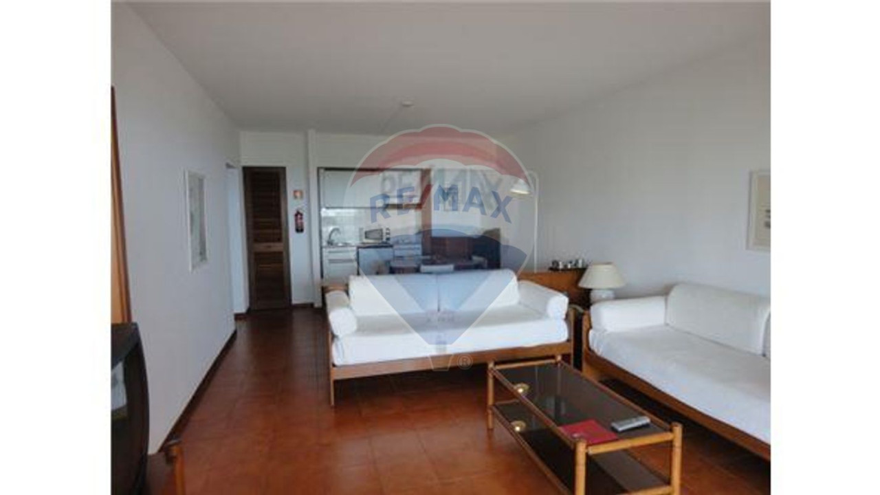 Apartamento para Venda em Quarteira Foto 6