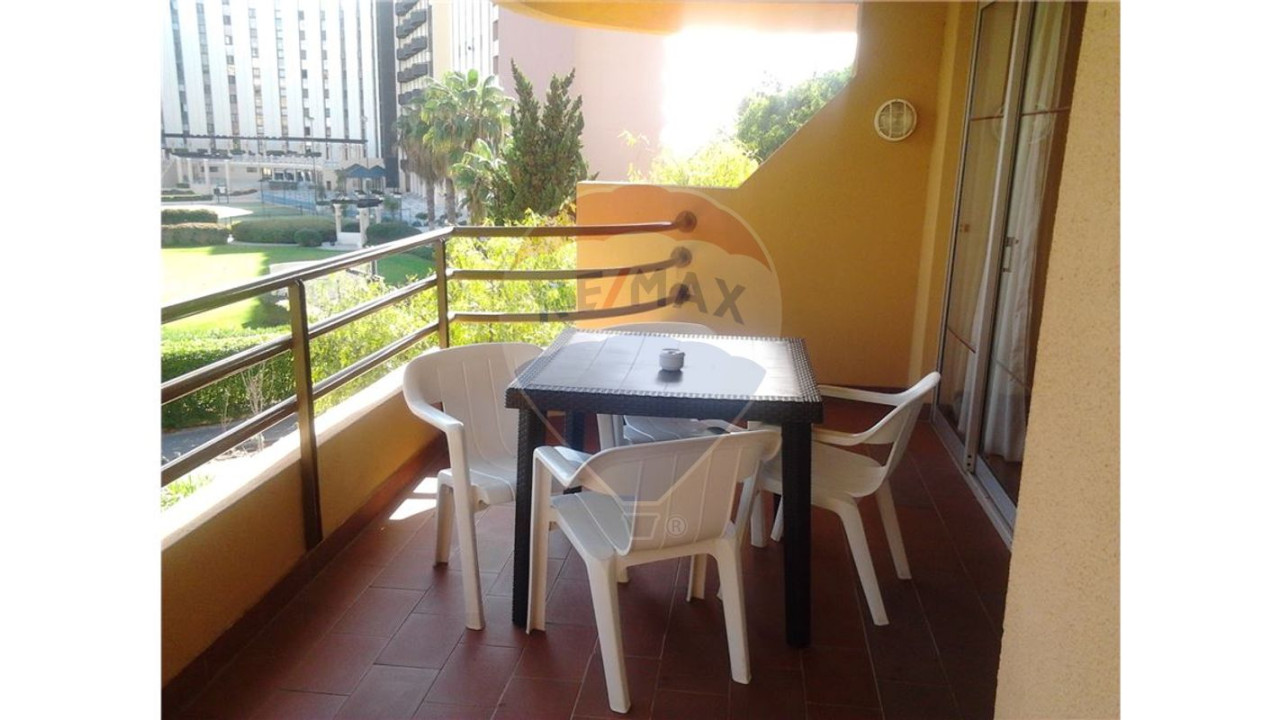 Apartamento para Venda em Quarteira Foto 14