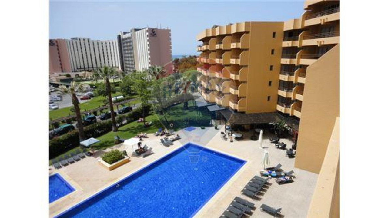 Apartamento para Venda em Quarteira Foto 8