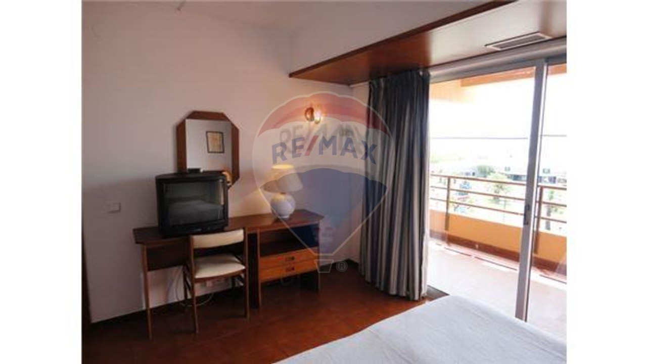 Apartamento para Venda em Quarteira Foto 3