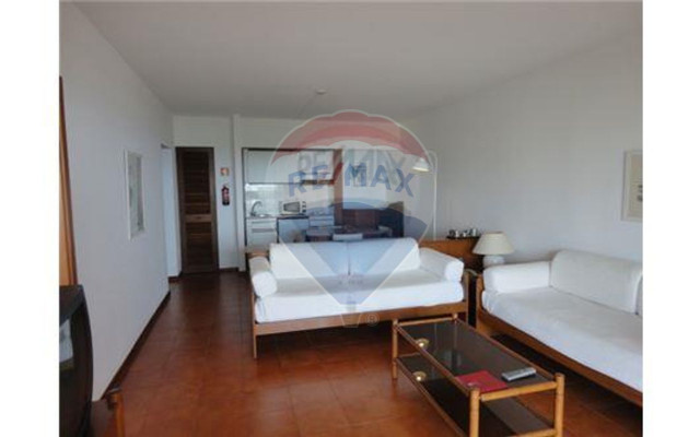 Apartamento para Venda em Quarteira