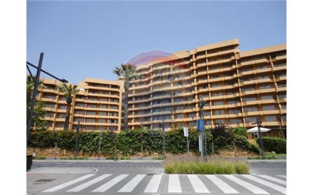 Apartamento para Venda em Quarteira