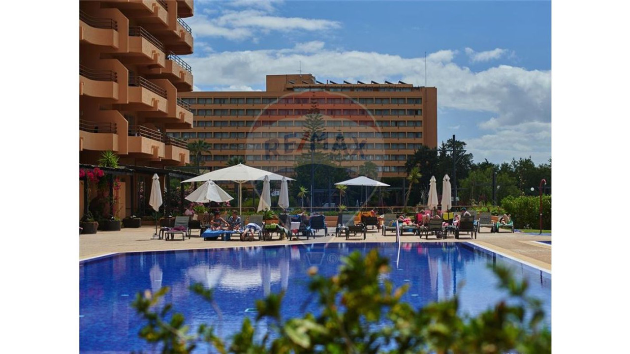 Apartamento T1 para Venda em Quarteira Foto 3