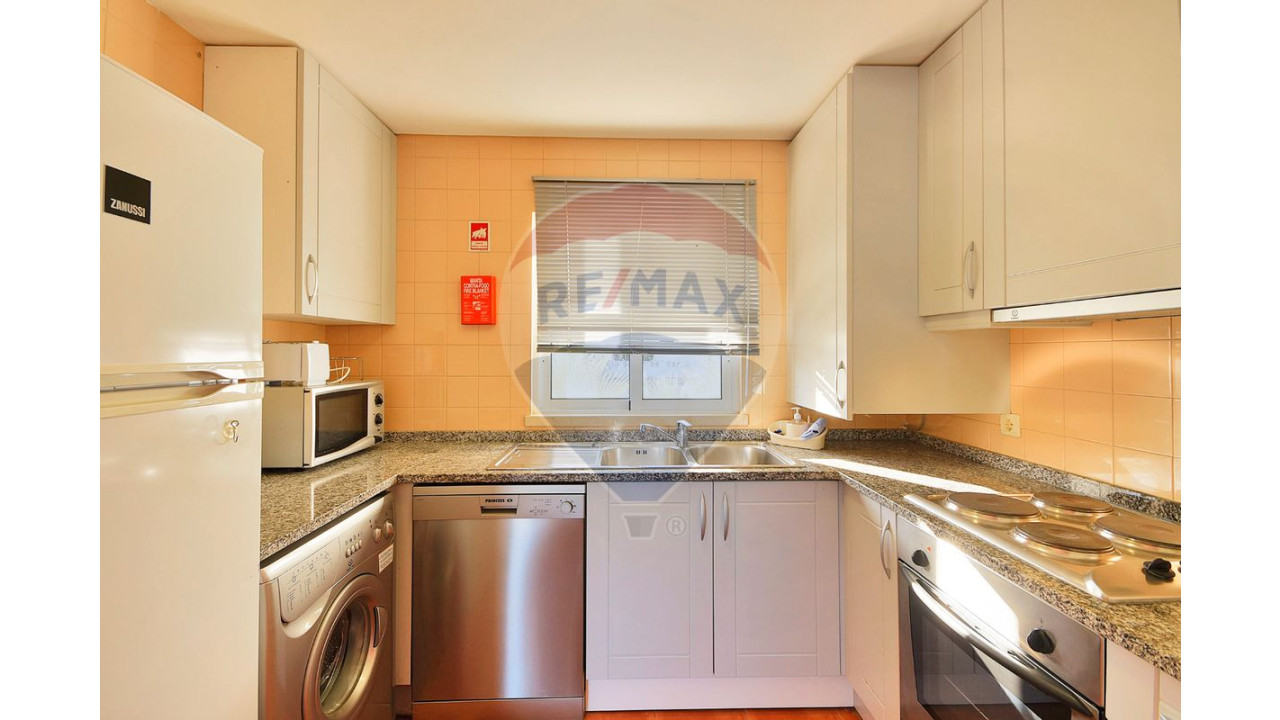 Apartamento T2 para Venda em Albufeira e Olhos de Água Foto 8
