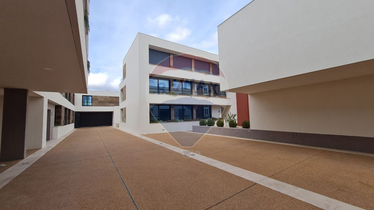 Apartamento T3 para Venda em Faro (Sé e São Pedro) Foto 14