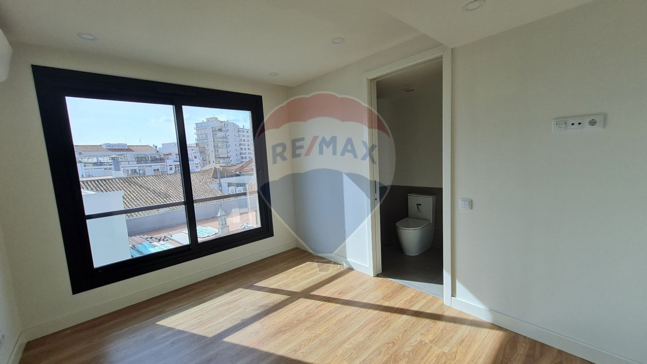 Apartamento T2 para Venda em Faro (Sé e São Pedro) Foto 23