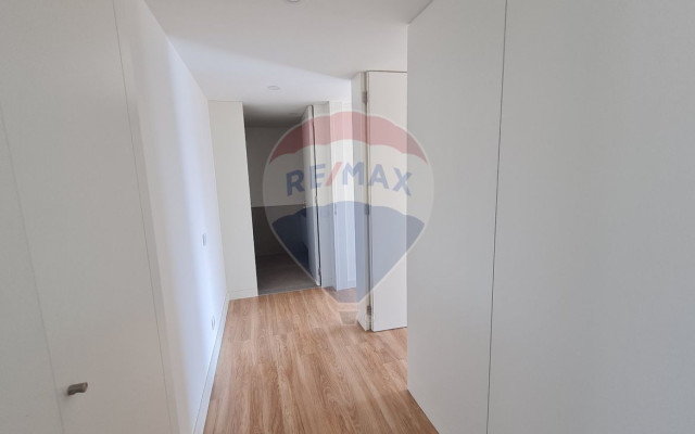 Apartamento T2 para Venda em Faro (Sé e São Pedro)
