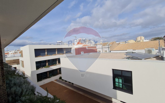 Apartamento T2 para Venda em Faro (Sé e São Pedro)