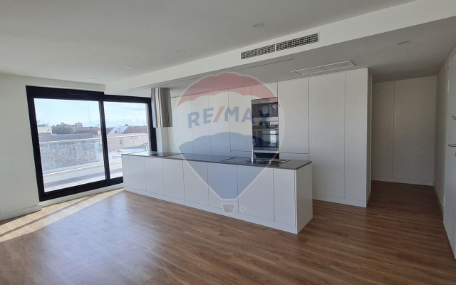 Apartamento T2 para Venda em Faro (Sé e São Pedro)