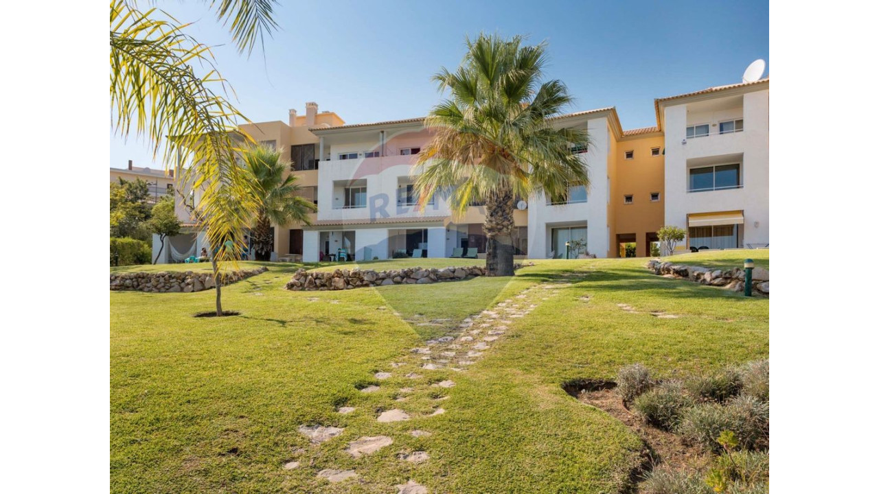 Apartamento T2 para Venda em Quarteira Foto 7