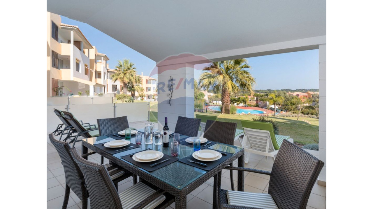 Apartamento T2 para Venda em Quarteira Foto 4