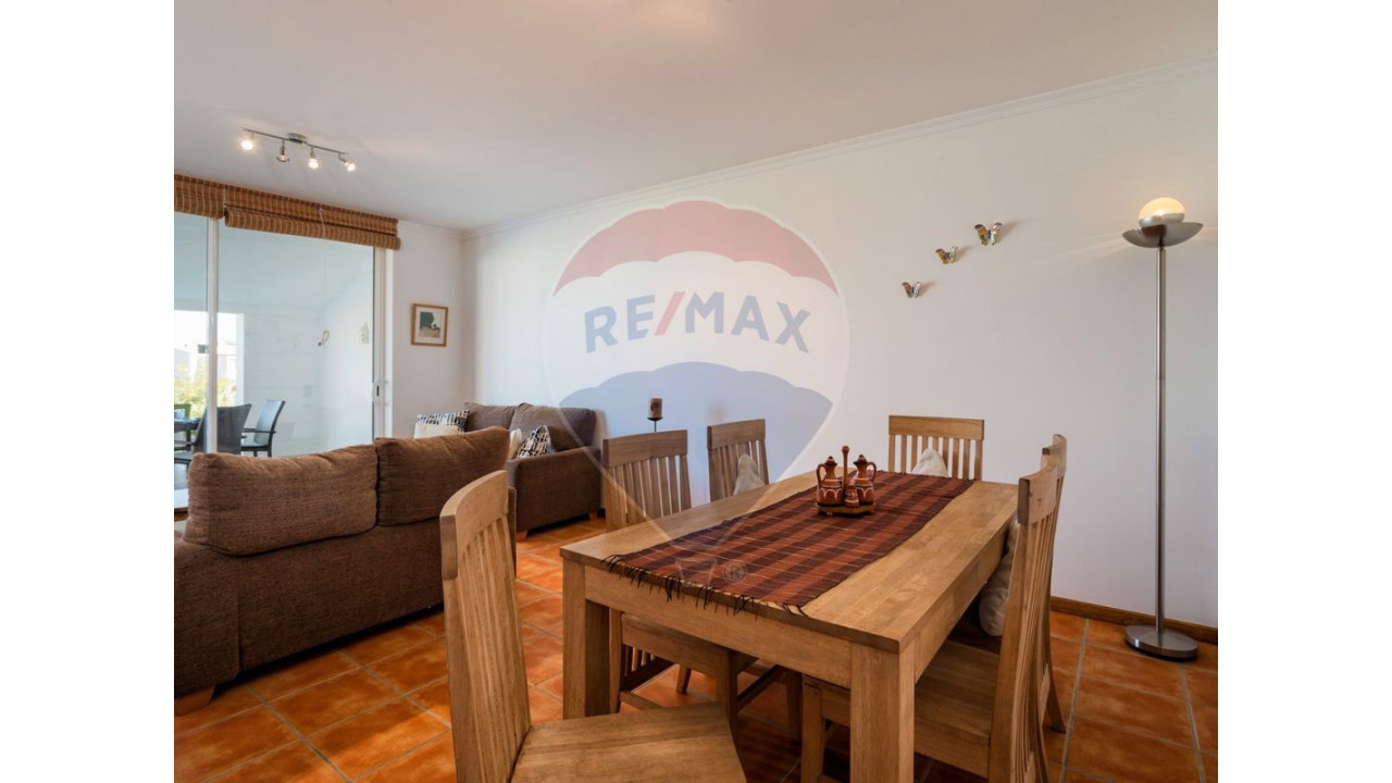 Apartamento T2 para Venda em Quarteira Foto 12