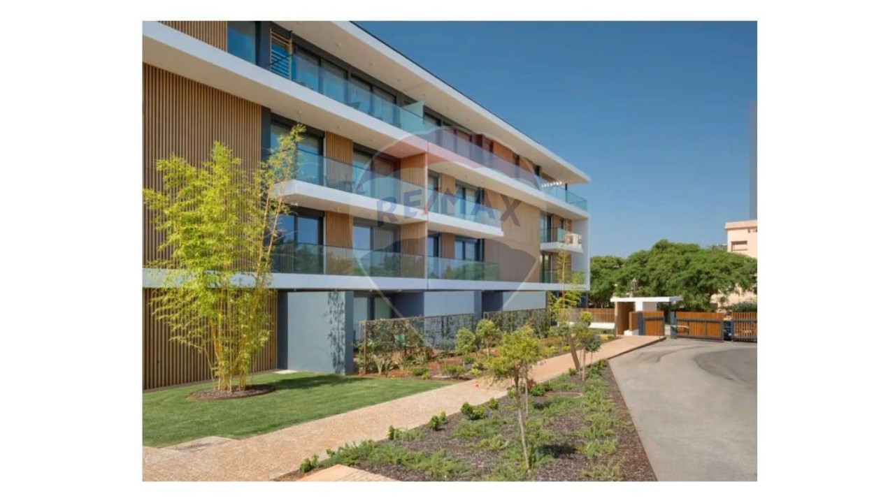 Apartamento T1 para Venda em Quarteira