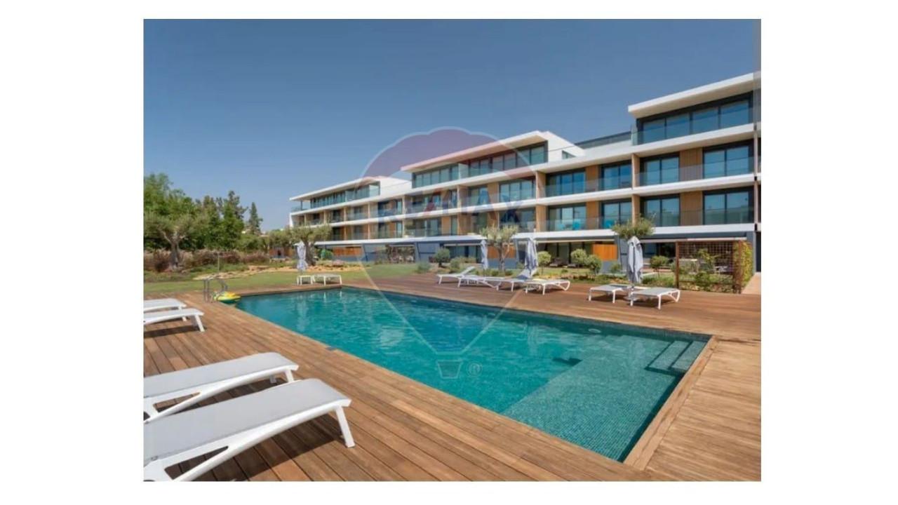 Apartamento T1 para Venda em Quarteira Foto 13