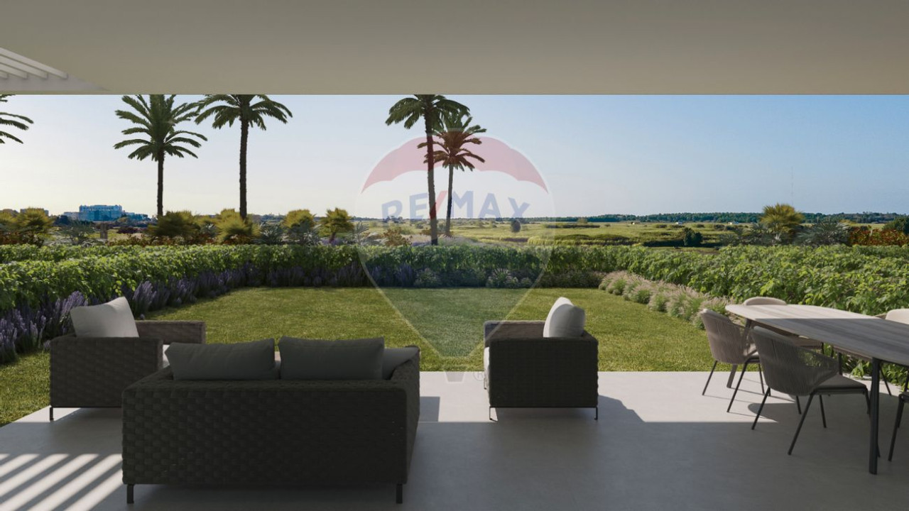 Apartamento T2 para Venda em Quarteira Foto 32