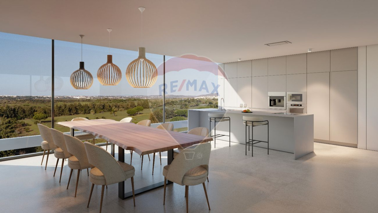 Apartamento T4 para Venda em Quarteira Foto 20