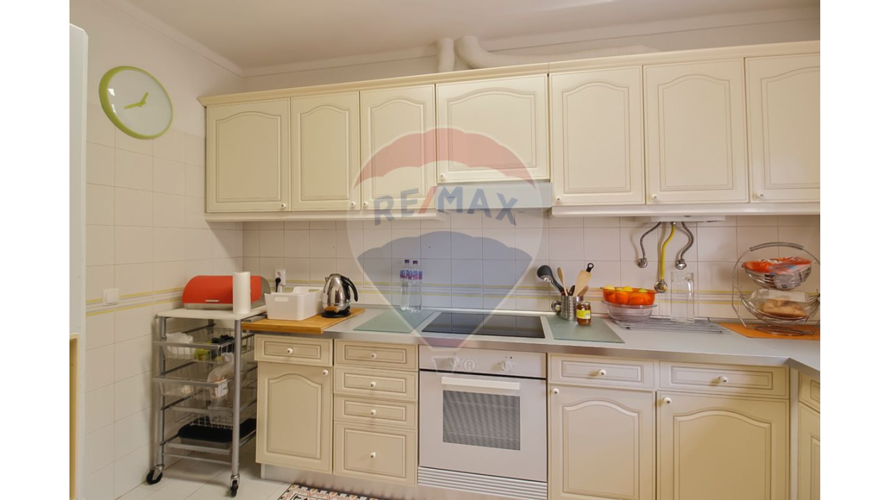 Moradia T3 para Venda em Quarteira Foto 8