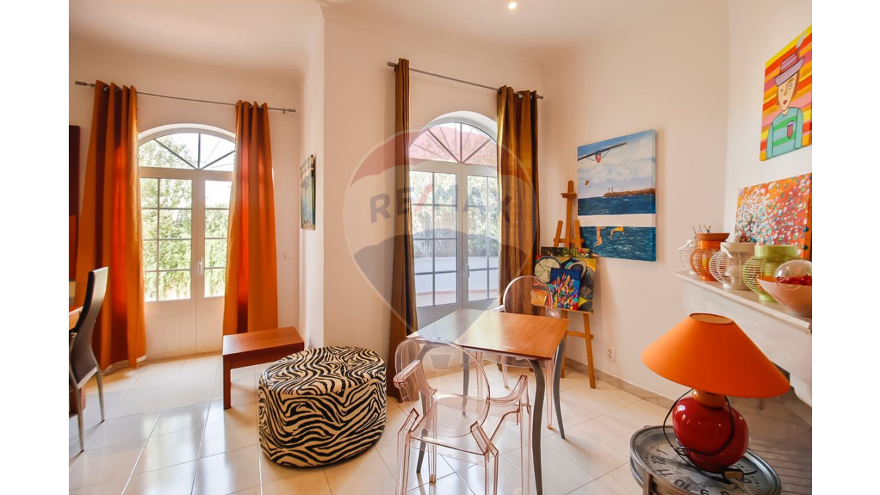 Moradia T3 para Venda em Quarteira Foto 3